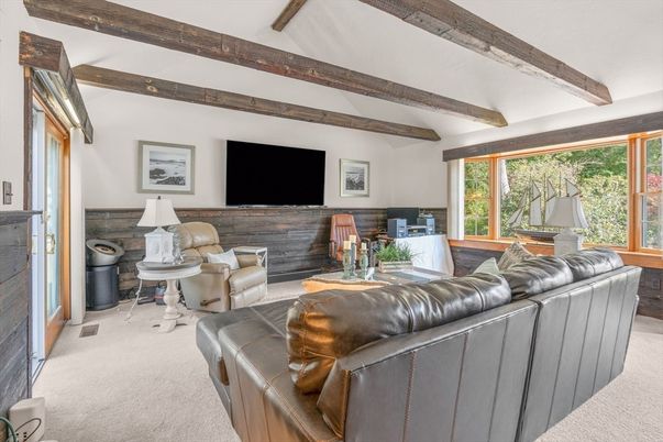 Interior, Living room, Wooden Beams