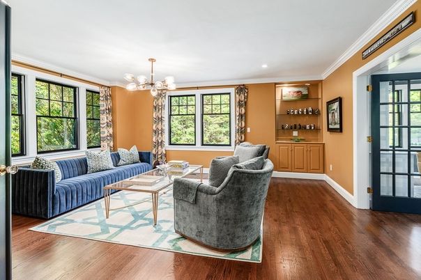 Chandelier, Interior, Living room, Recessed Lighting, Wood Texture Flooring