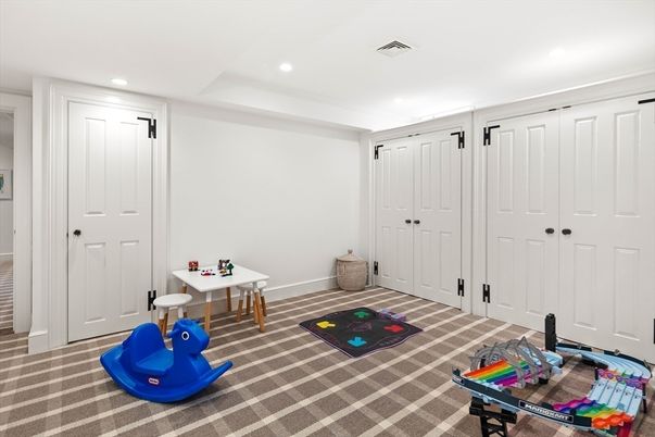 Fitness Equipment, Interior, Recessed Lighting