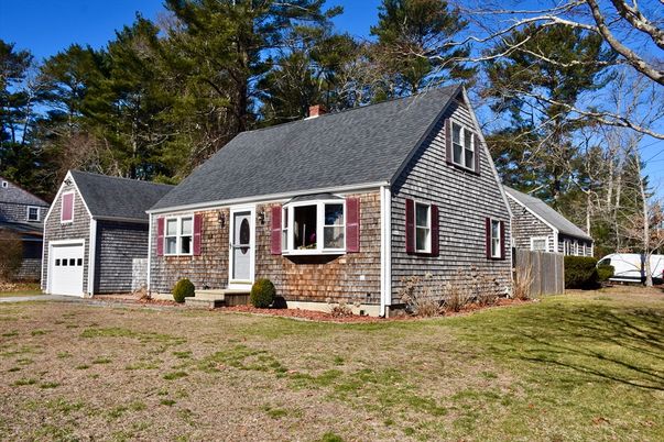 Backyard, Detached Garage, Exterior, Facade, Cape Cod