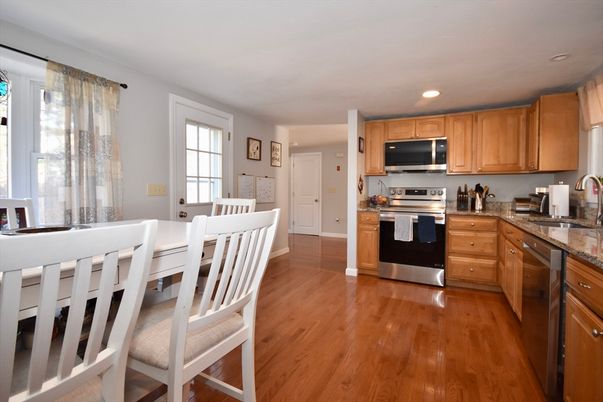Dining room, Interior, Kitchen, Recessed Lighting, Stainless Steel Appliances, Wood Texture Flooring