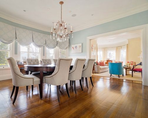 Chandelier, Dining room, Interior, Living room, Recessed Lighting, Wood Texture Flooring