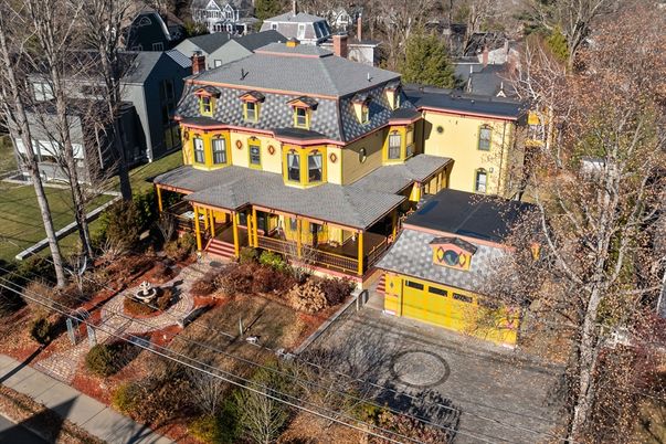 Exterior, Drone