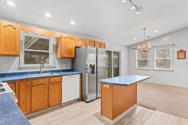 Chandelier, Interior, Kitchen, Recessed Lighting, Wood Texture Flooring