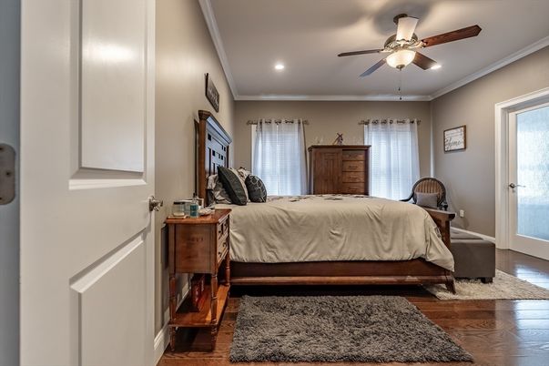 Bedroom, Interior, Recessed Lighting, Wood Texture Flooring