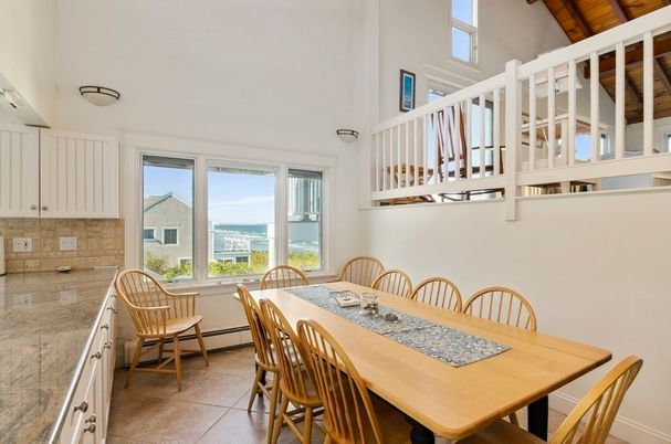 Dining room, Interior, Wooden Beams, Wooden Ceilings