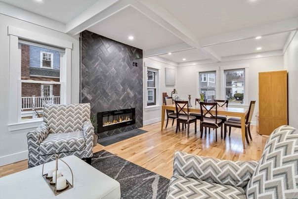 Dining room, Interior, Living room, Recessed Lighting, Wood Texture Flooring