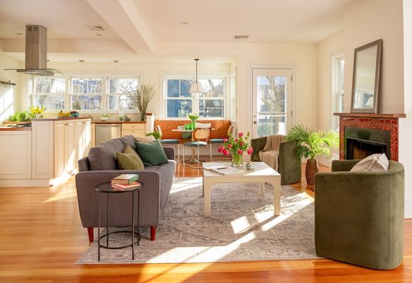 Fireplace, Interior, Living room, Pendant Lights, Recessed Lighting, Wood Texture Flooring