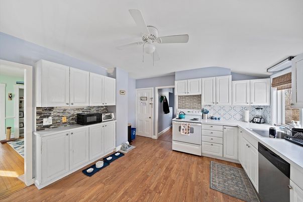 Interior, Kitchen, Wood Texture Flooring