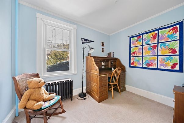 Home Office, Interior