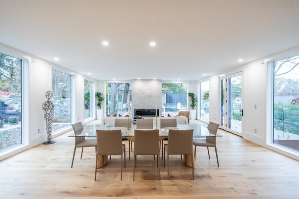 Dining room, Fireplace, Interior, Recessed Lighting, Wood Texture Flooring