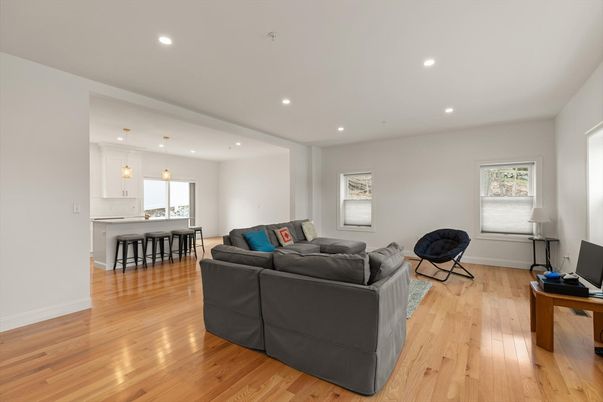 Interior, Kitchen, Living room, Pendant Lights, Recessed Lighting, Wood Texture Flooring