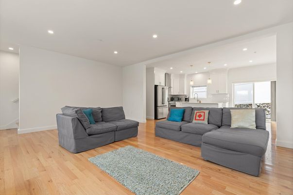 Interior, Kitchen, Living room, Pendant Lights, Recessed Lighting, Stainless Steel Appliances, Wood Texture Flooring