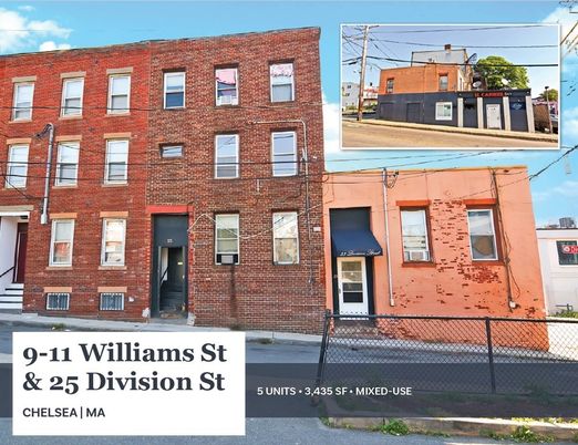 Exterior, Facade, Brick Facade, Rowhouse