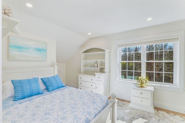 Bedroom, Interior, Marble, Recessed Lighting