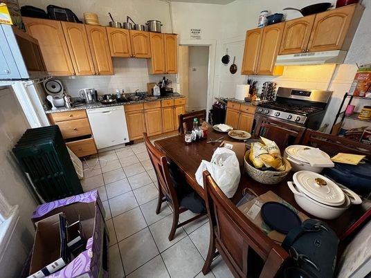 Dining room, Interior, Kitchen, Stainless Steel Appliances