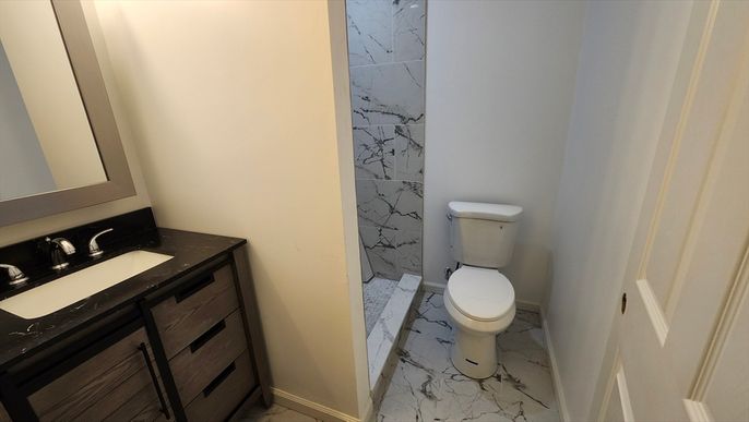 Bathroom, Interior, Marble, Marble Walls