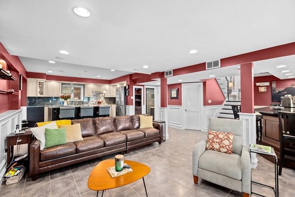 Interior, Kitchen, Living room, Recessed Lighting, Stainless Steel Appliances