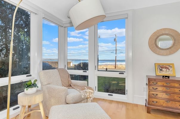 Interior, Sun Room, Water, Wood Texture Flooring