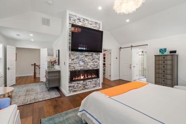 Bedroom, Fireplace, Interior, Recessed Lighting, Wood Texture Flooring