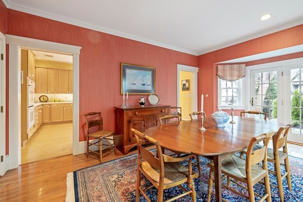 Dining room, Interior, Kitchen, Recessed Lighting, Wood Texture Flooring