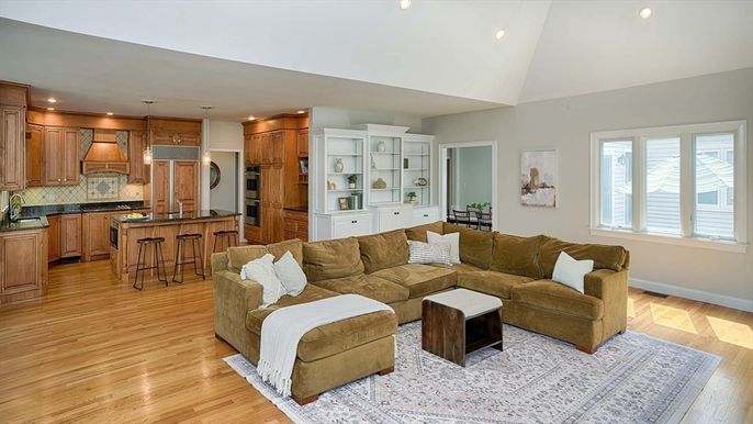 Interior, Kitchen, Living room, Pendant Lights, Recessed Lighting, Wood Texture Flooring
