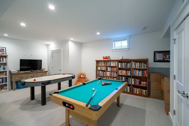 Billiard Table, Game Room, Interior, Recessed Lighting