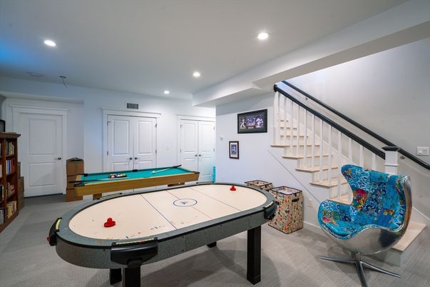 Billiard Table, Game Room, Interior, Recessed Lighting