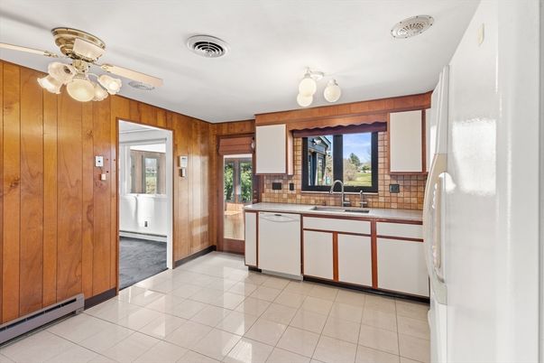 Interior, Kitchen, Wooden Walls