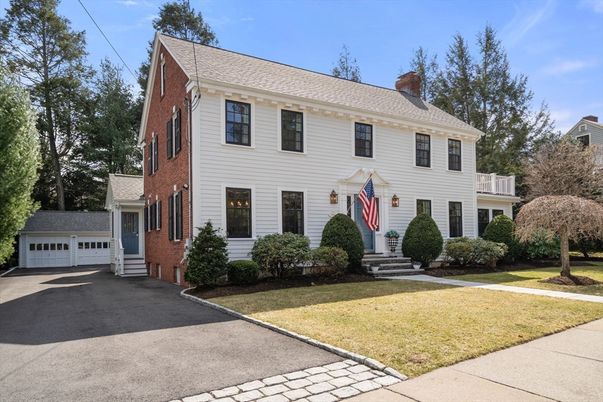 Detached Garage, Exterior, Facade, Brick Facade, Georgian