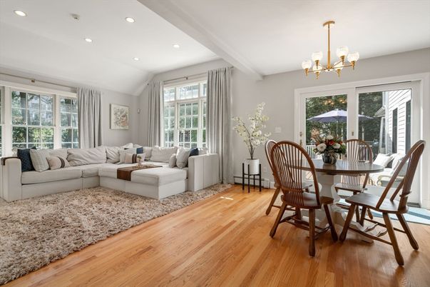 Chandelier, Dining room, Interior, Living room, Recessed Lighting, Wood Texture Flooring