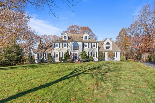 Backyard, Exterior, Facade, Georgian