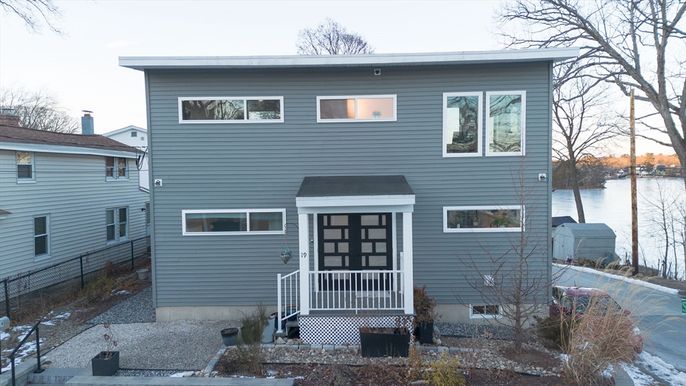 Exterior, Water
