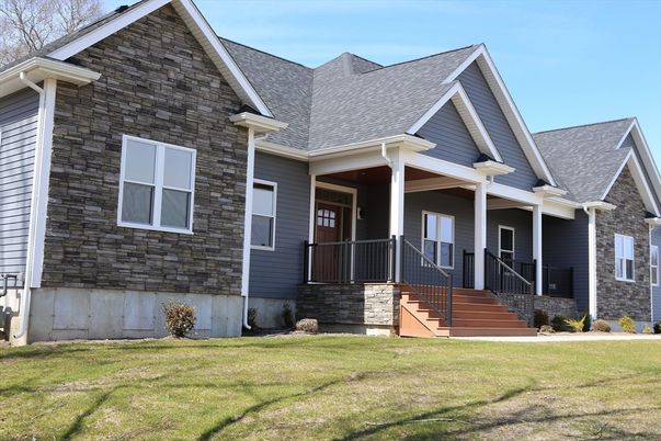 Exterior, Facade, American Craftsman