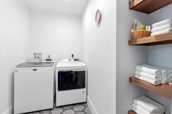 Interior, Washer