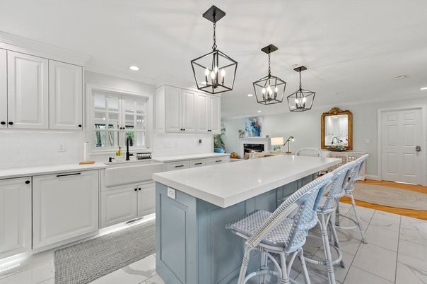 Fireplace, Interior, Kitchen, Marble, Pendant Lights, Recessed Lighting