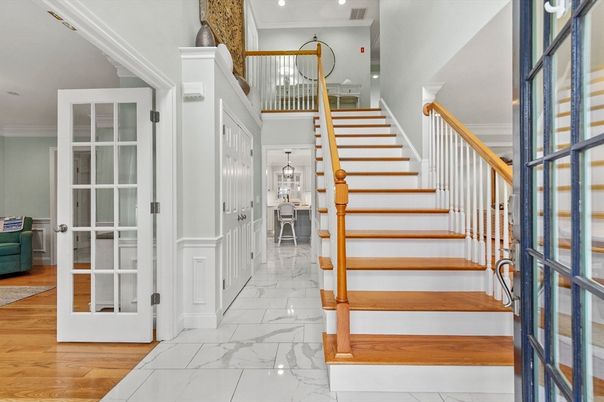 Chandelier, Interior, Marble, Recessed Lighting, Wood Texture Flooring