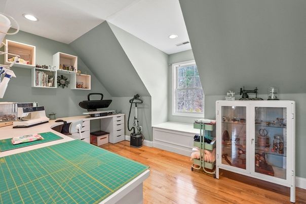 Home Office, Interior, Recessed Lighting, Wood Texture Flooring
