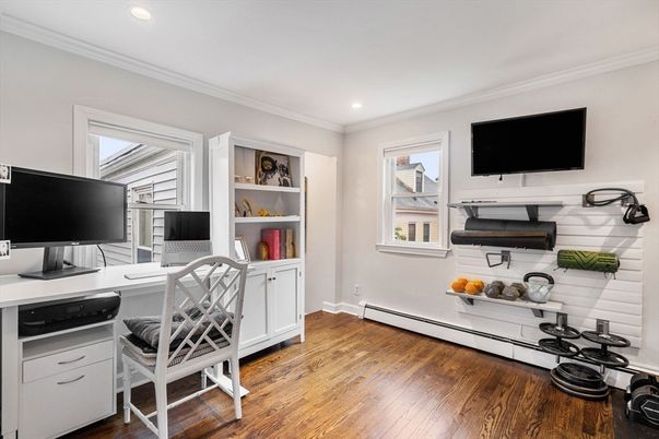 Home Office, Interior, Recessed Lighting, Wood Texture Flooring