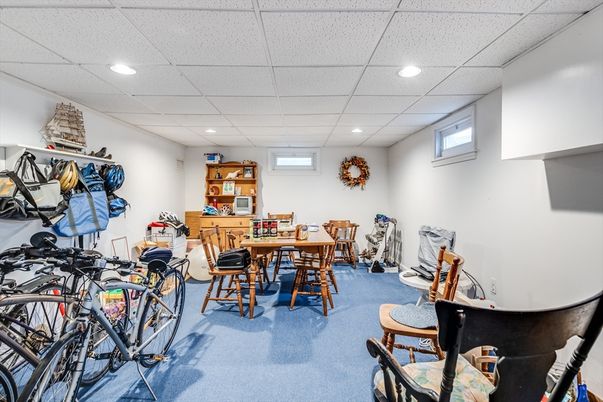 Dining room, Fitness Equipment, Interior, Recessed Lighting, Stone Walls