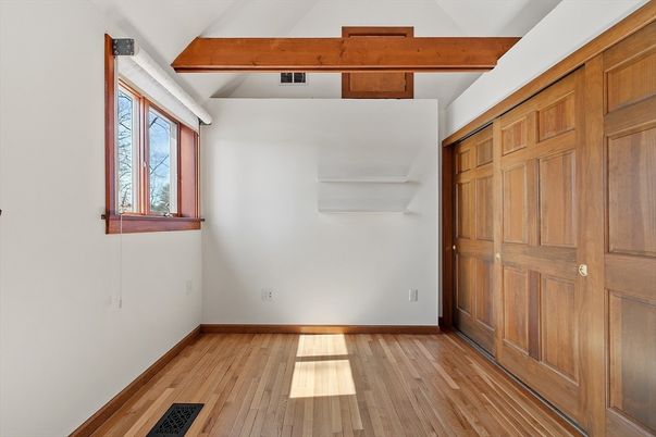 Empty room, Interior, Wooden Beams, Wood Texture Flooring