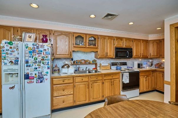 Interior, Kitchen, Recessed Lighting