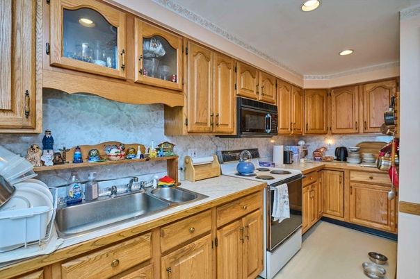 Interior, Kitchen, Recessed Lighting
