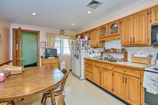 Dining room, Interior, Kitchen, Recessed Lighting