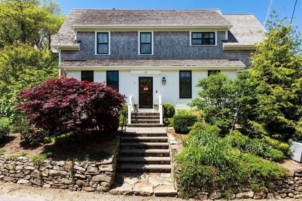 Exterior, Facade, Cape Cod