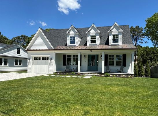Attached, Exterior, Facade, Farmhouse