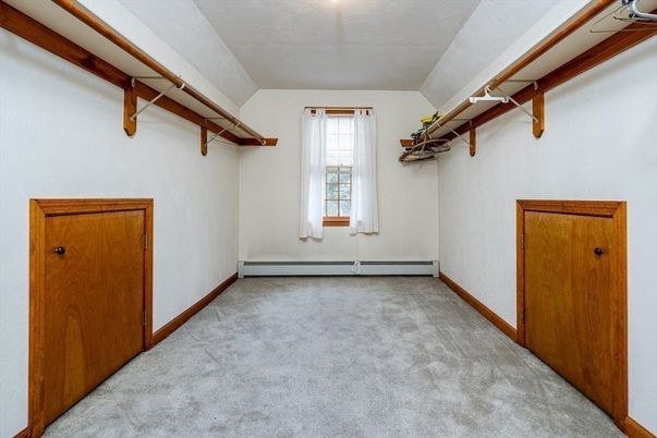 Empty room, Interior, Walk-in Closets
