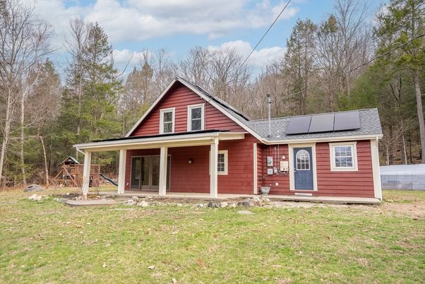 Exterior, Facade, Solar Panels, Cape Cod