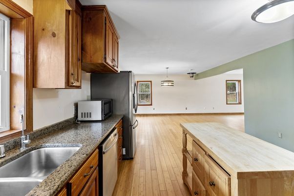 Interior, Kitchen, Pendant Lights, Wood Texture Flooring