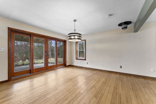 Empty room, Interior, Pendant Lights, Wood Texture Flooring